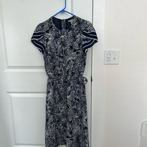 H&M Blue and White Patterned Midi Dress